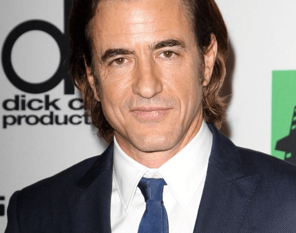 Dermot Mulroney Net Worth