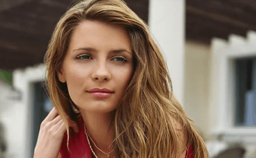 Mischa Barton Net Worth